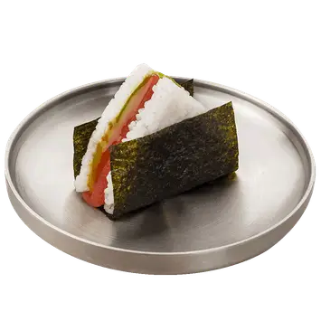 Онигири с тунцом