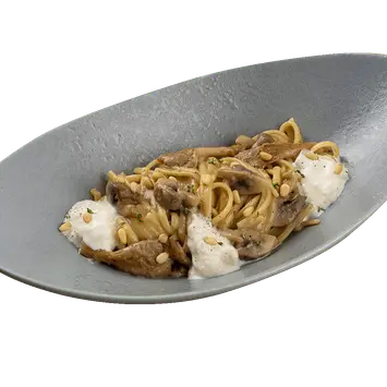 Паста с грибами и страчателлой