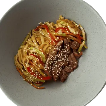 Удон с говядиной, овощами и соусом терияки