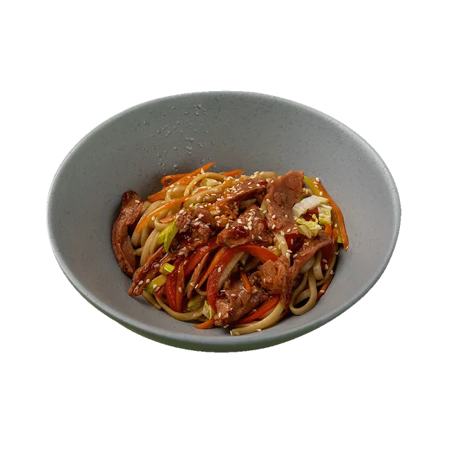 Удон с овощами, соевым мясом и соусом терияки