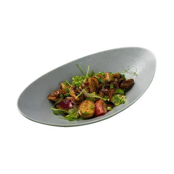 Овощной салат с грибами, беби-картофелем и соусом свит чили